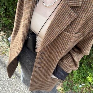 Meet your Posher, Lily